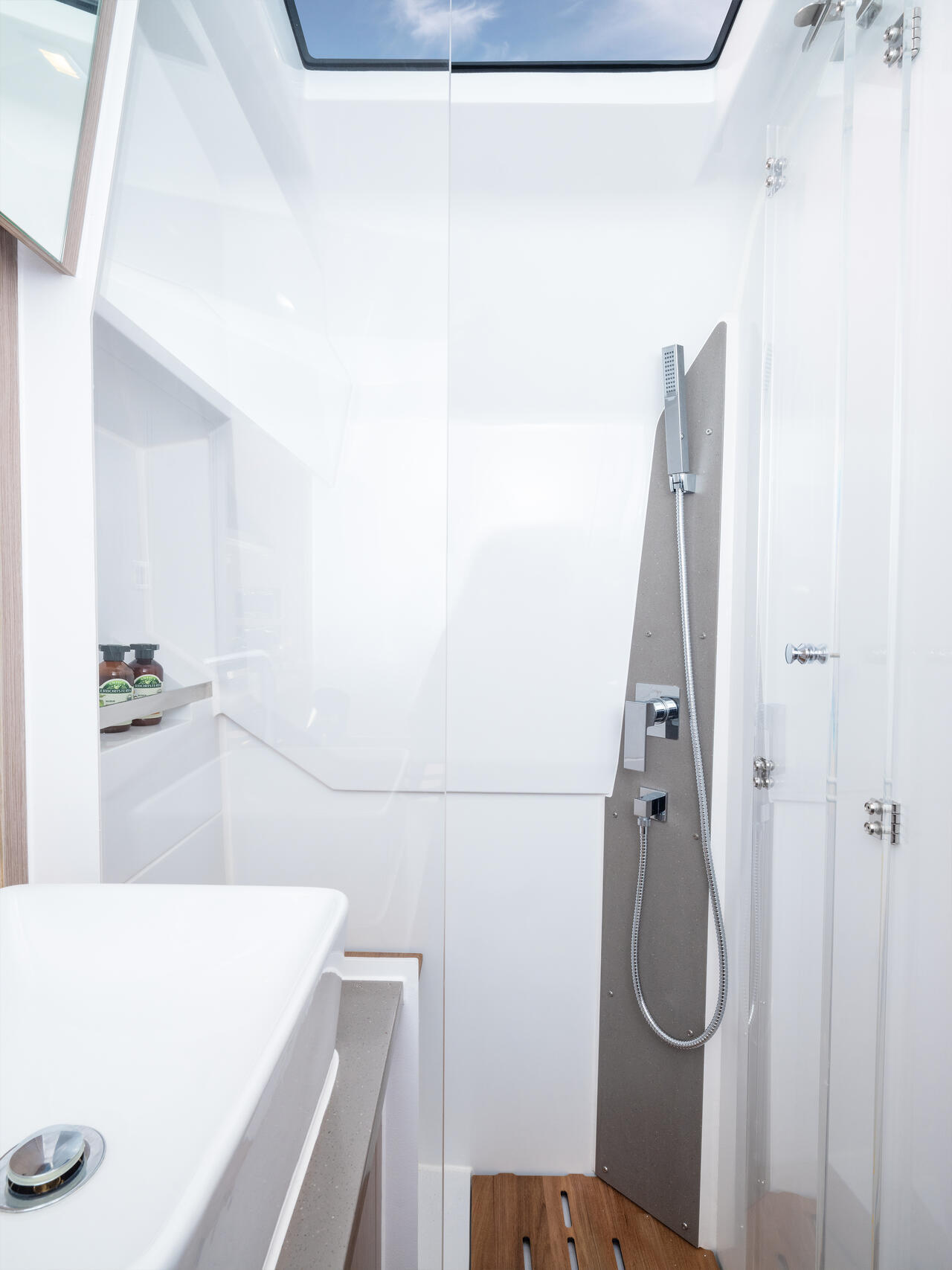 Sealine S335 Australia Power Boat Motor Yacht