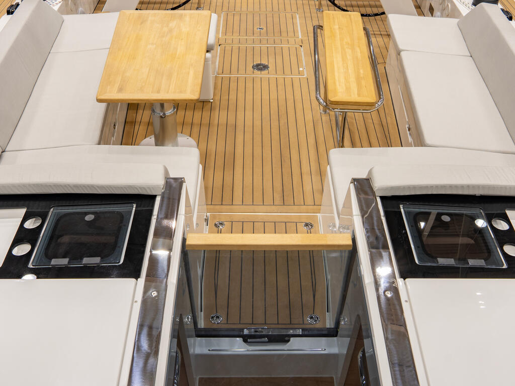Hanse 510 Exterior