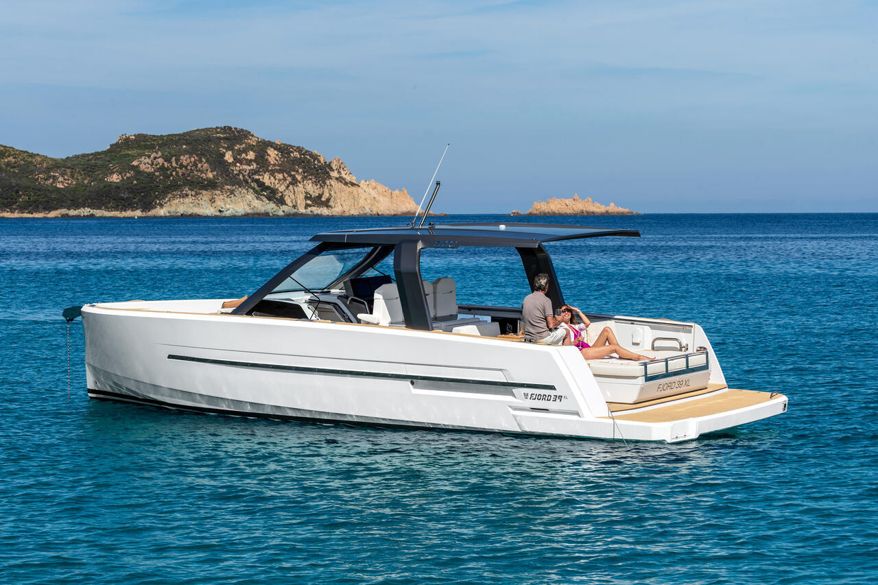 Sealine Motor Yachts Australia