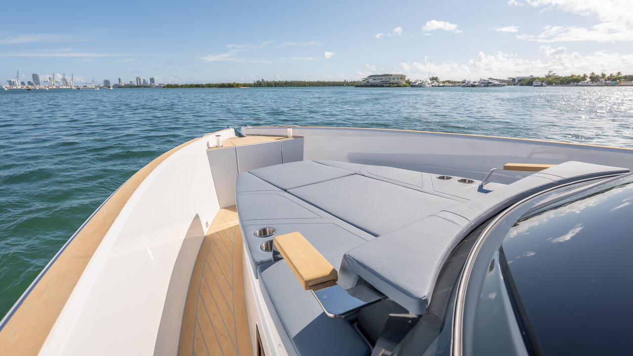 Sealine Motor Yachts Australia