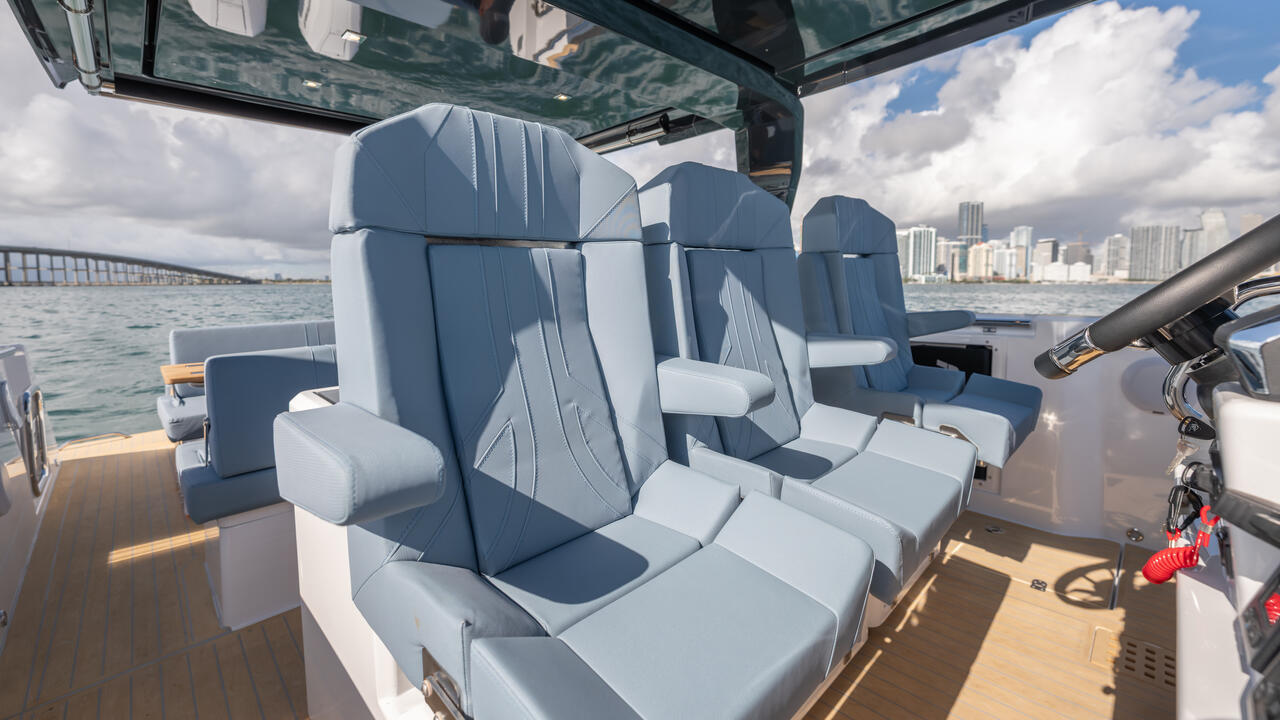 Sealine Motor Yachts Australia